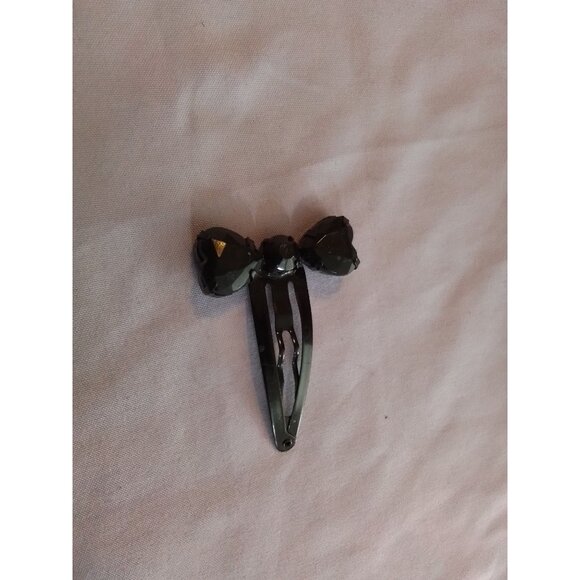 Black Hair Clip Barrette With Heart Shaped Faux Stones & Snap Closure - Picture 2 of 4